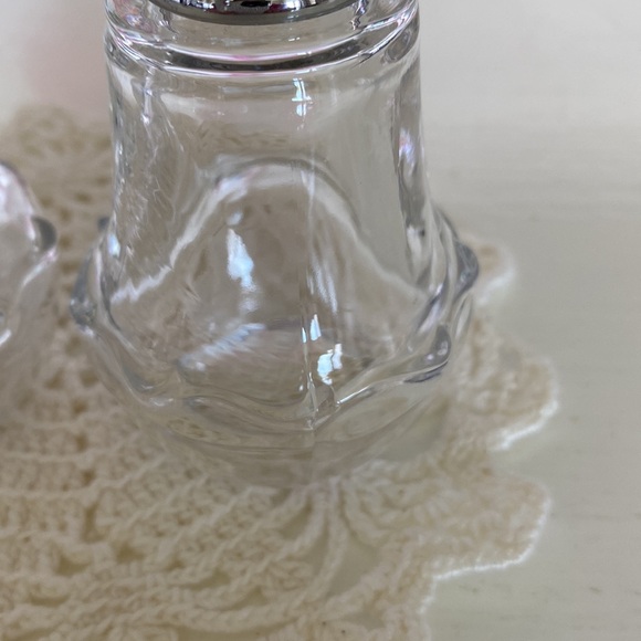 Vintage Fostoria Salt And Pepper Set! - Picture 2 of 6